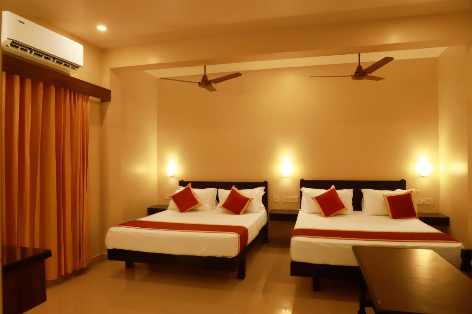 Hotel Sri Devi Kanyakumari Esterno foto