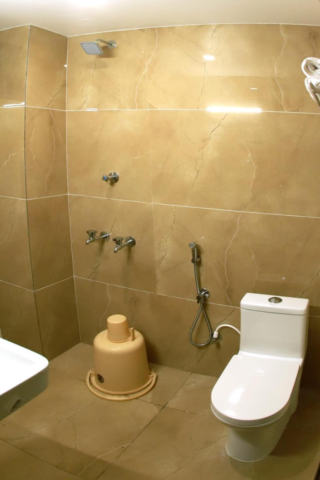 Hotel Sri Devi Kanyakumari Esterno foto