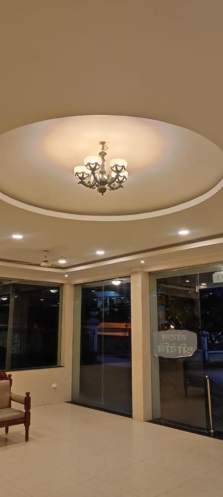Hotel Sri Devi Kanyakumari Esterno foto