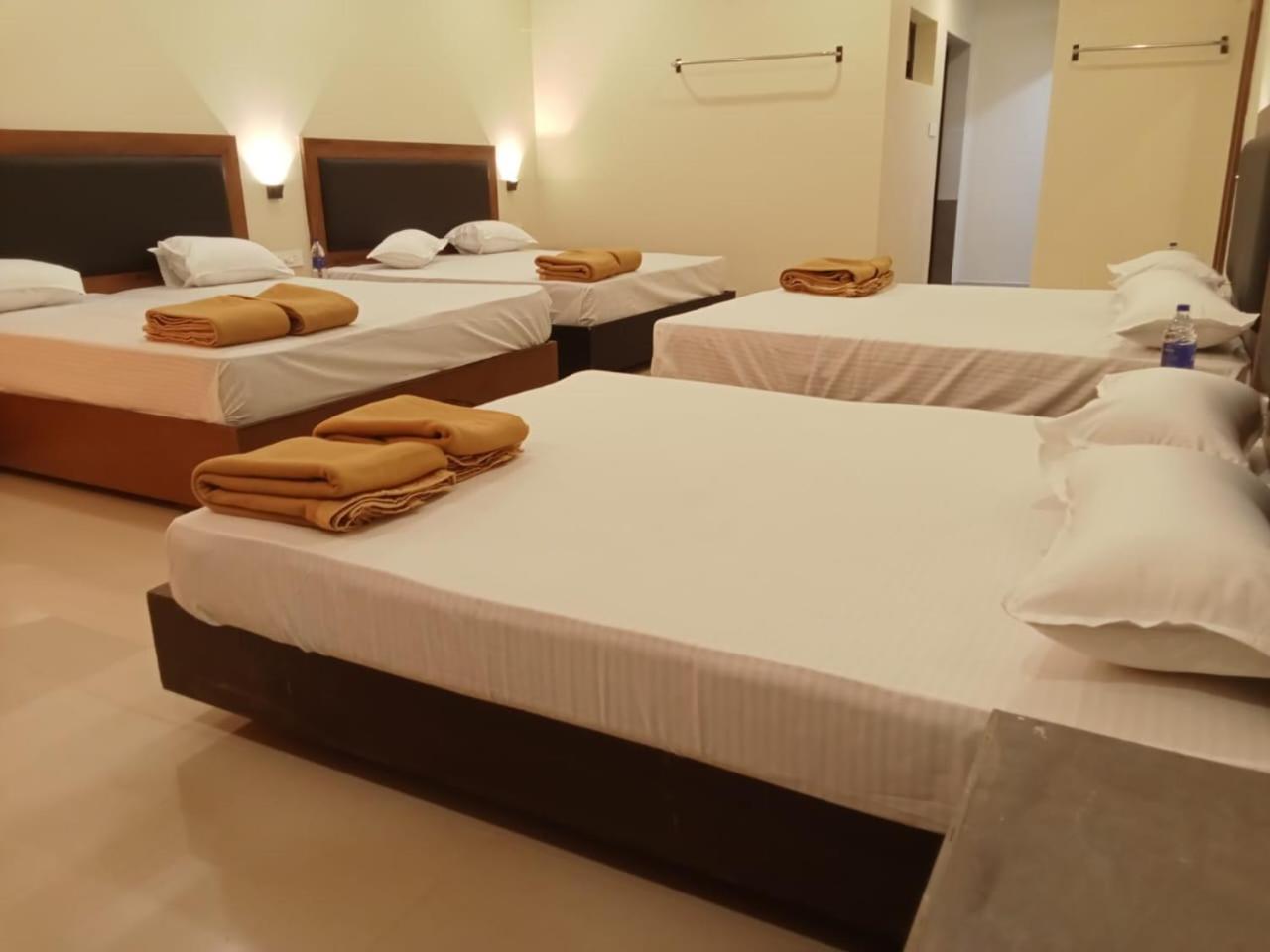 Hotel Sri Devi Kanyakumari Esterno foto