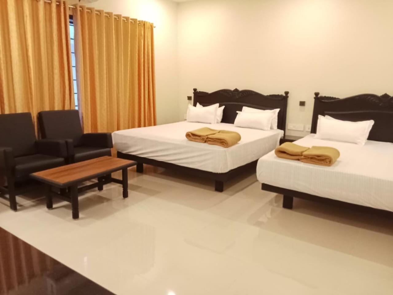 Hotel Sri Devi Kanyakumari Esterno foto